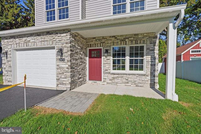 2074 NEW YORK AVE, Bensalem, PA 19020