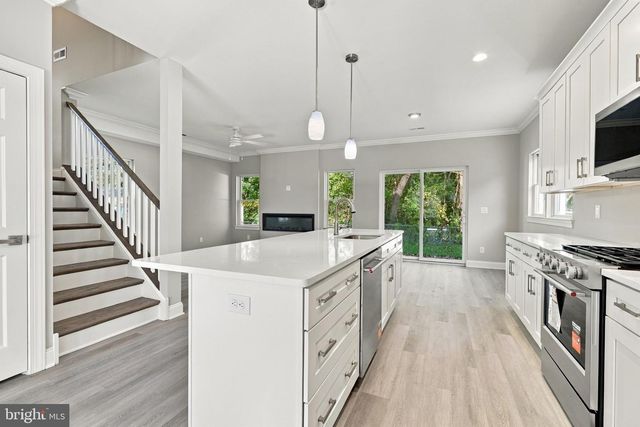 2074 NEW YORK AVE, Bensalem, PA 19020