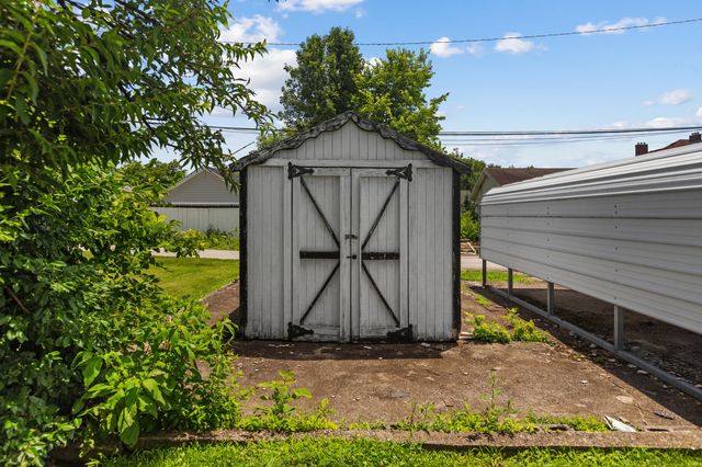 221 S Highland Street, Winchester, KY 40391
