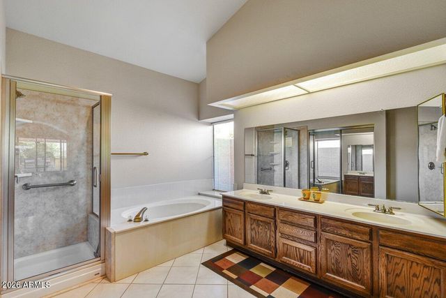 9821 W BEHREND Drive, Peoria, AZ 85382