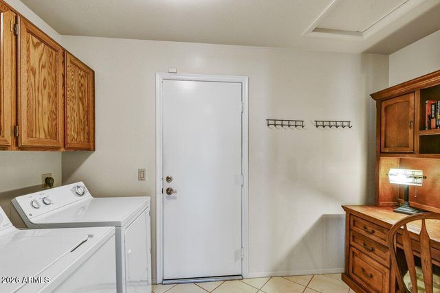 9821 W BEHREND Drive, Peoria, AZ 85382