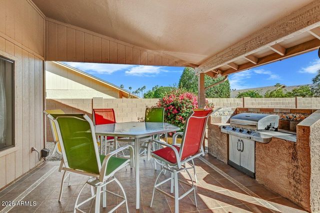 9821 W BEHREND Drive, Peoria, AZ 85382