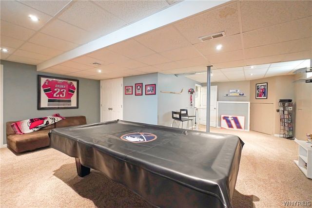 6382 Pincherry Way, Hamburg, NY 14085