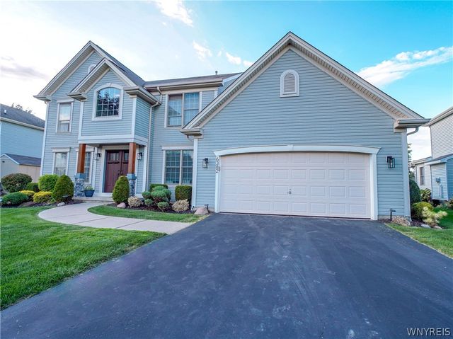 6382 Pincherry Way, Hamburg, NY 14085