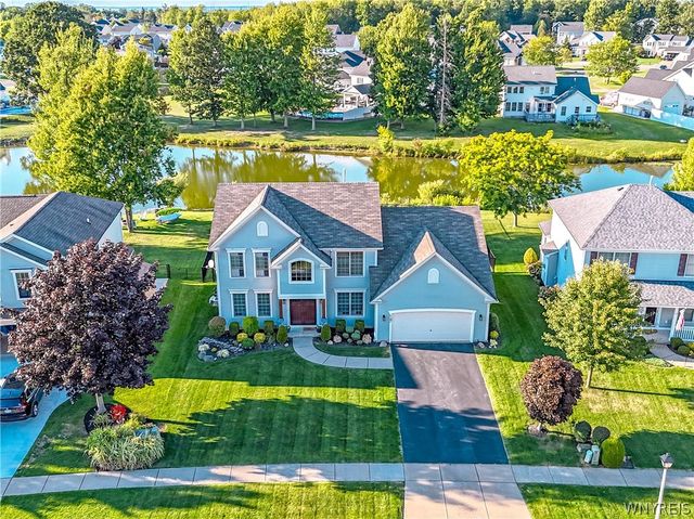 6382 Pincherry Way, Hamburg, NY 14085
