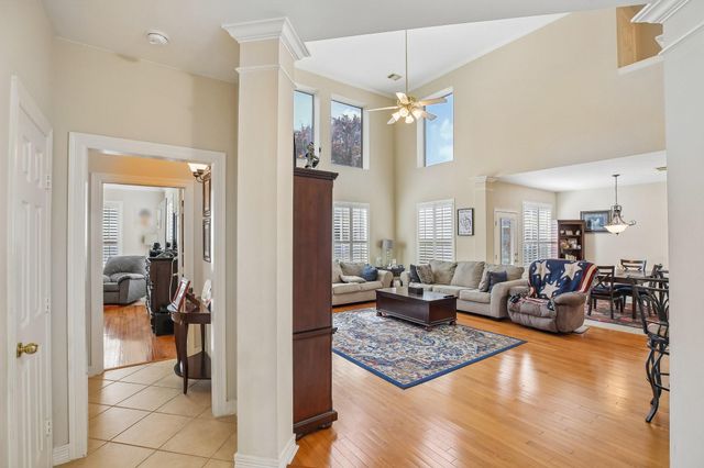 2908 Park Bend Drive, Friendswood, TX 77546