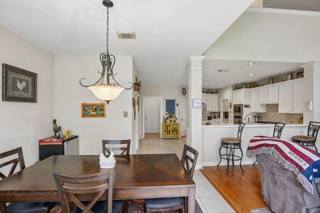 2908 Park Bend Drive, Friendswood, TX 77546