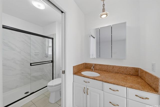 502 Kekupua Street, Honolulu, HI 96825