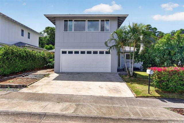 502 Kekupua Street, Honolulu, HI 96825