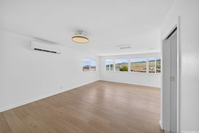 502 Kekupua Street, Honolulu, HI 96825
