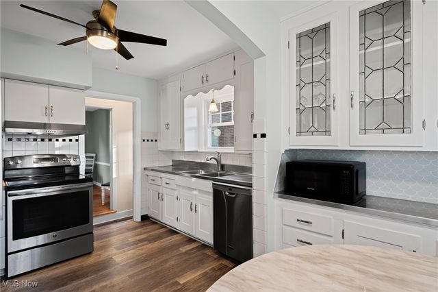 3235 Goldengate Avenue, Rocky River, OH 44116