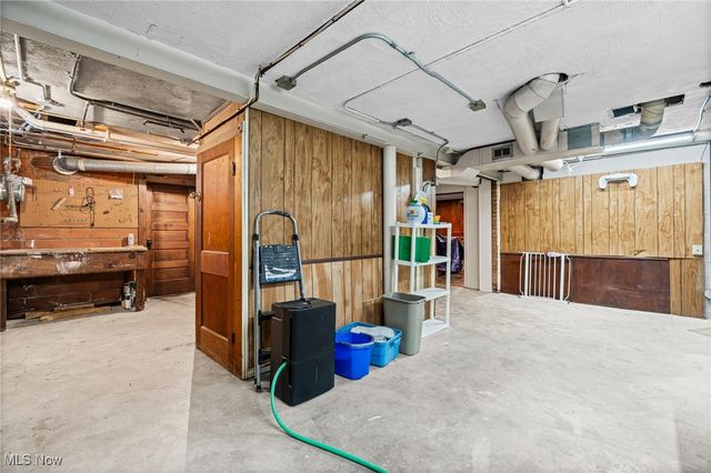 3235 Goldengate Avenue, Rocky River, OH 44116