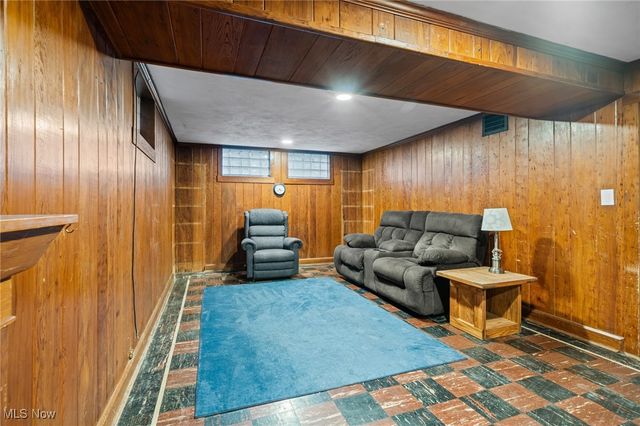 3235 Goldengate Avenue, Rocky River, OH 44116