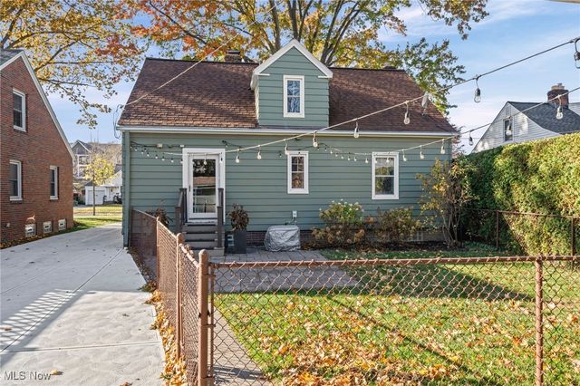 3235 Goldengate Avenue, Rocky River, OH 44116