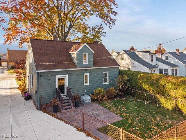 3235 Goldengate Avenue, Rocky River, OH 44116