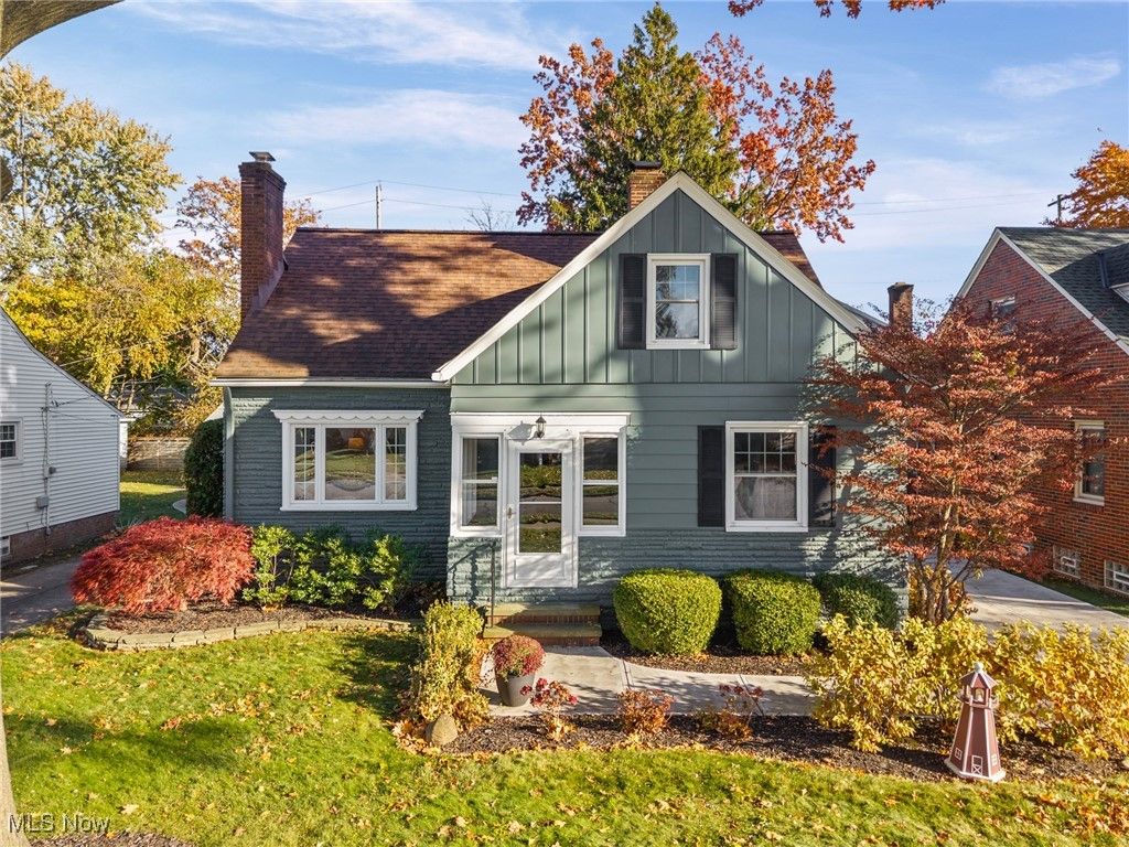 3235 Goldengate Avenue, Rocky River, OH 44116