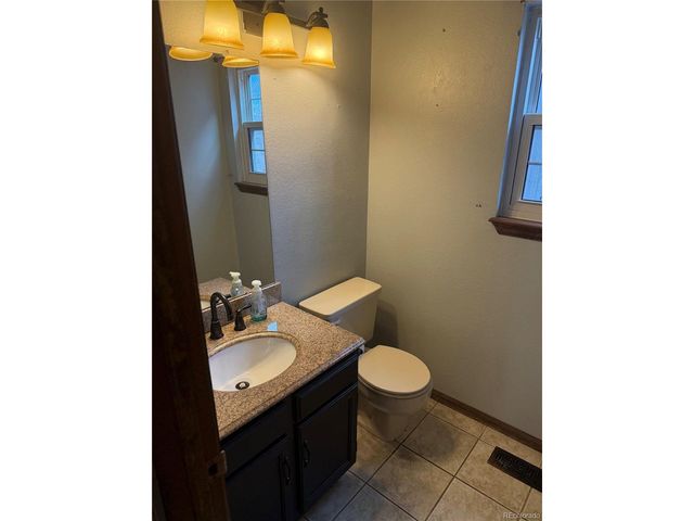 11443 W 67th Ave, Arvada, CO 80004