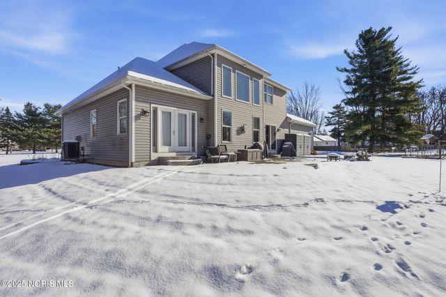 6330 N Texas Street, Whitehouse, OH 43571