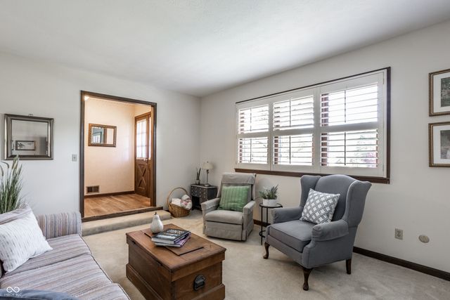 9725 Mallery Drive, Noblesville, IN 46060