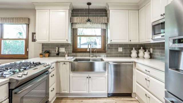 9725 Mallery Drive, Noblesville, IN 46060