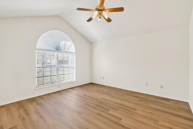 3038 Twin Creek Dr, Corpus Christi, TX 78414