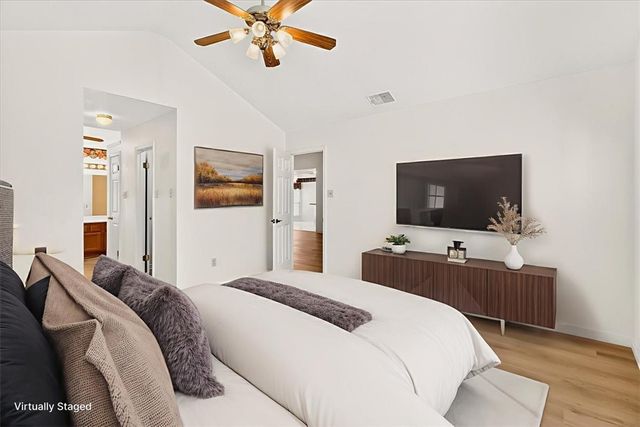 3038 Twin Creek Dr, Corpus Christi, TX 78414