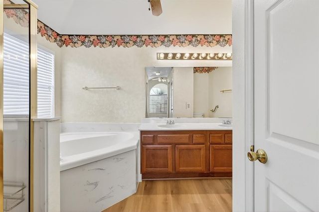 3038 Twin Creek Dr, Corpus Christi, TX 78414