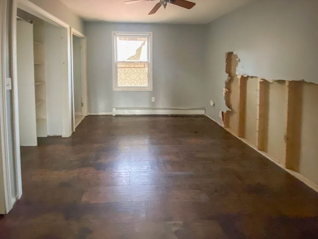 8 Sullivan Place, Millbury, MA 01527