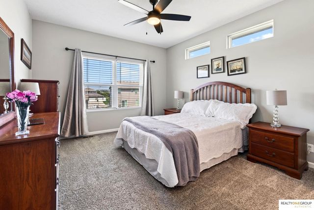 11006 Freeboard Drive, Papillion, NE 68046