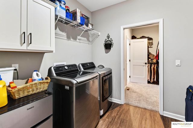11006 Freeboard Drive, Papillion, NE 68046