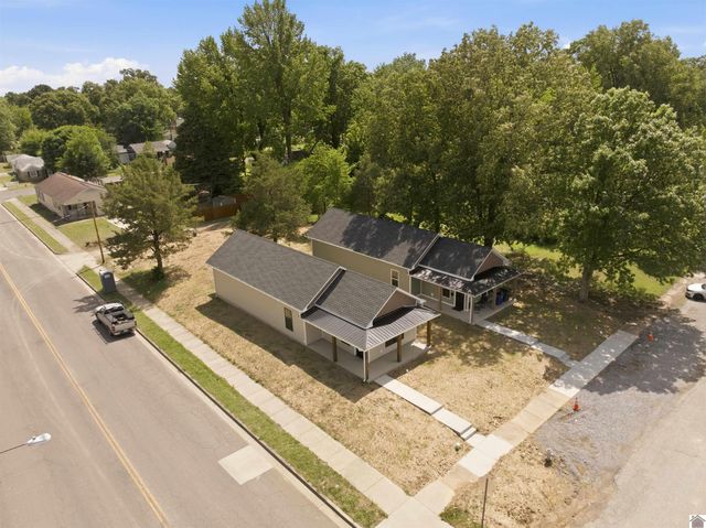 2102 Harrison Street, Paducah, KY 42001