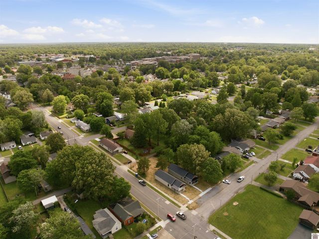 2102 Harrison Street, Paducah, KY 42001