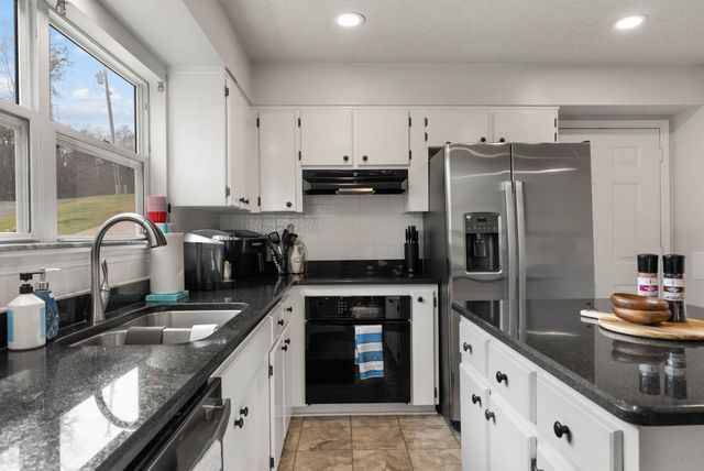 144 Amber Drive, Inman, SC 29349