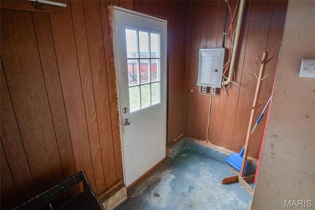 168 SE 450 Avenue, Carrollton, IL 62016