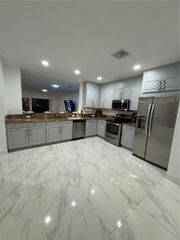 2900 Hidden Harbour Ct 2900, Dania Beach, FL 33312