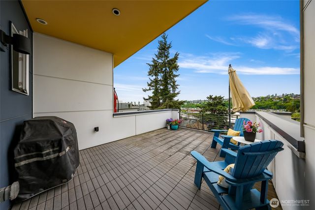 2265 14th Avenue W, Seattle, WA 98119
