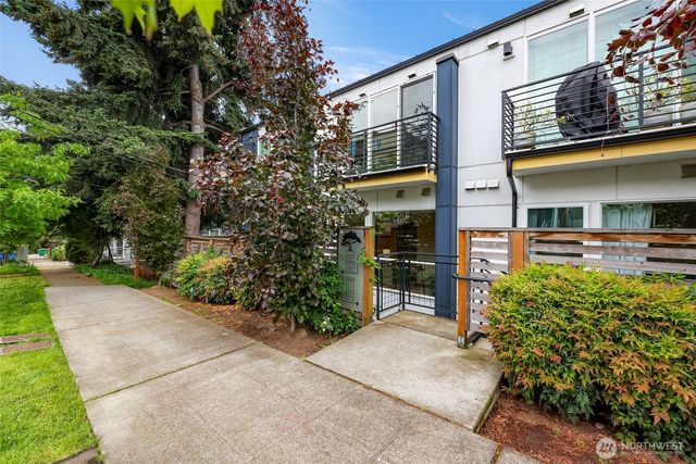 2265 14th Avenue W, Seattle, WA 98119