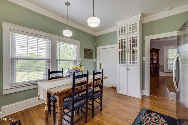 239 Crestview Street, Church Hill, TN 37642