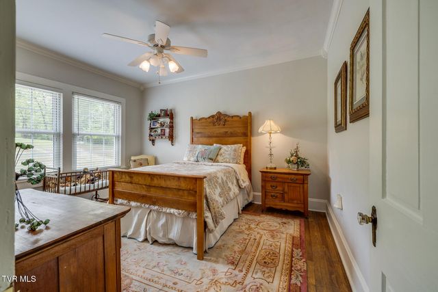 239 Crestview Street, Church Hill, TN 37642