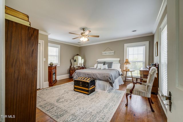 239 Crestview Street, Church Hill, TN 37642