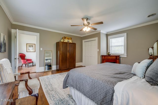 239 Crestview Street, Church Hill, TN 37642