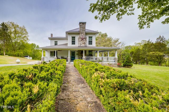 239 Crestview Street, Church Hill, TN 37642