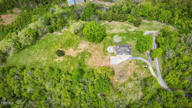 239 Crestview Street, Church Hill, TN 37642