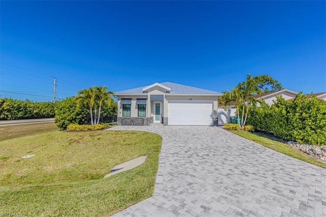 803 92nd AVE N, Naples, FL 34108