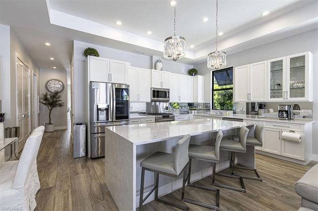 803 92nd AVE N, Naples, FL 34108