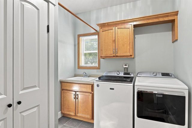 1520 WELLINGTON DRIVE, Oshkosh, WI 54904