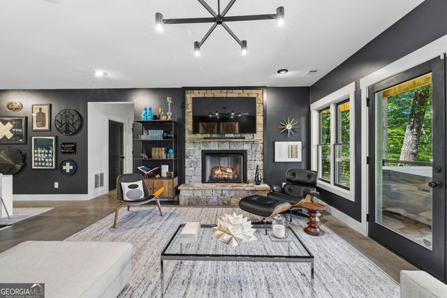 141 Long View Lane, Blue Ridge, GA 30513