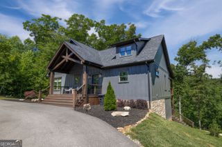 141 Long View Lane, Blue Ridge, GA 30513