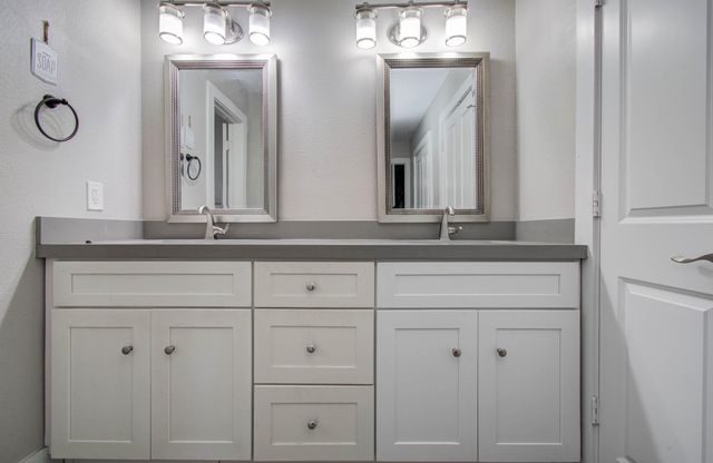 536 Robert E Lee Drive, Conroe, TX 77302