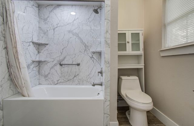 536 Robert E Lee Drive, Conroe, TX 77302